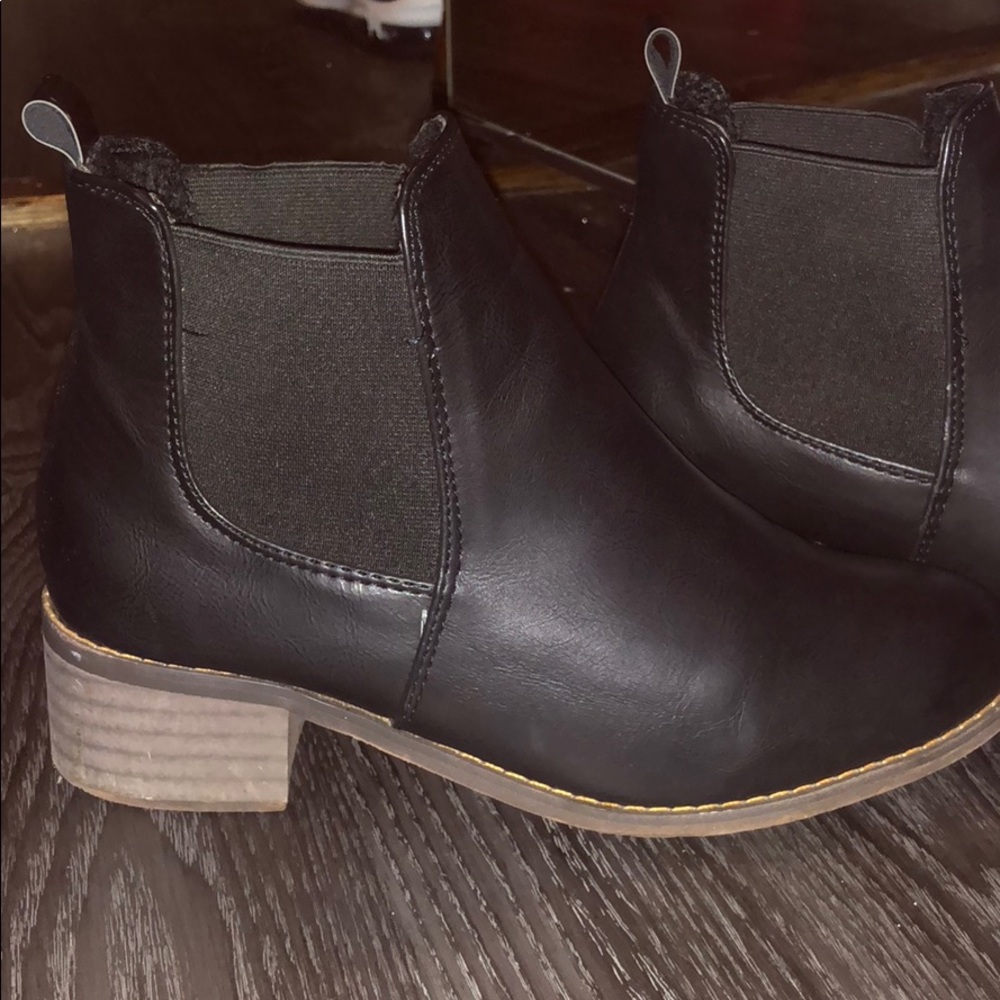 Chelsea Boots